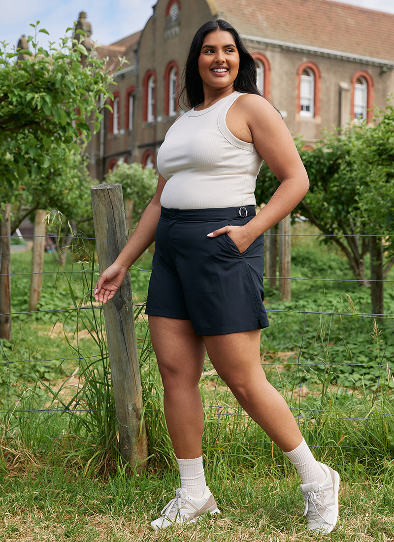 Terra Shorts - Black