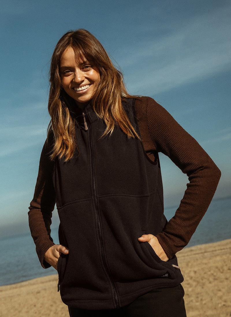 AmbleOutdoorsWomensVestWashedBlack.jpg